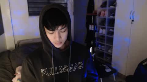 Prince Adrian online show from February 2026 03:38:02 AM