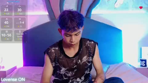 Snapshot of princeapolo_anki chatting on November 2025 09:46:02 PM Prince online show from November 2025 09:46:02 PM