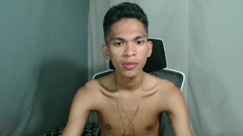 Snapshot of princeofcumxxx chatting on January 2025 06:14:01 PM Mel online show from January 2025 06:14:01 PM