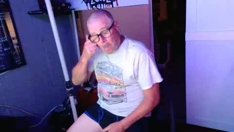 Princepiercing online show from June 2026 05:01:01 AM