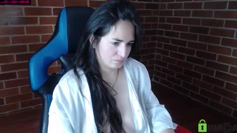 Snapshot of princesa_leia_zathur chatting on February 2026 11:57:02 AM Leia online show from February 2026 11:57:02 AM