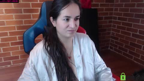 Snapshot of princesa_leia_zathur chatting on February 2026 01:26:02 PM Leia online show from February 2026 01:26:02 PM