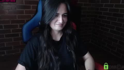 Snapshot of princesa_leia_zathur chatting on March 2026 12:23:02 AM Leia online show from March 2026 12:23:02 AM