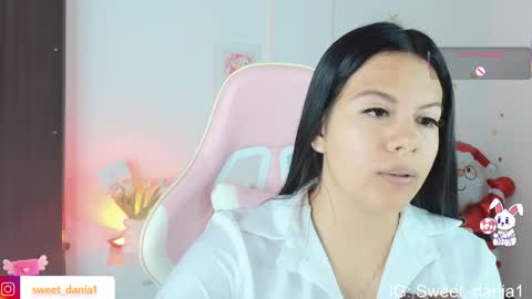 Snapshot of princess_daniaa chatting on April 2026 03:28:01 AM princess_daniaa online show from April 2026 03:28:01 AM
