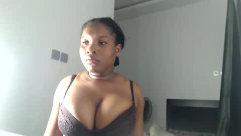 Karina online show from April 2026 07:22:01 PM