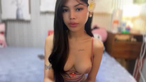 Estela online show from October 2025 03:09:01 AM