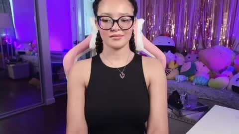 Amber online show from April 2026 02:42:01 AM