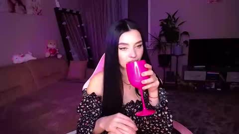 princessamira1 online show from November 2025 03:21:01 PM