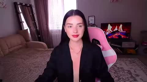 princessamira1 online show from July 2026 06:00:02 AM