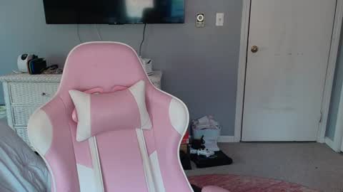 Princess Elysia online show from August 2026 05:00:02 PM