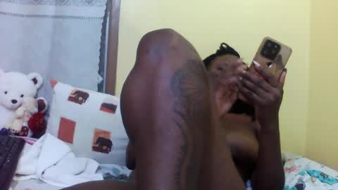 Snapshot of princessmiles2 chatting on July 2026 05:20:01 PM phelly online show from July 2026 05:20:01 PM
