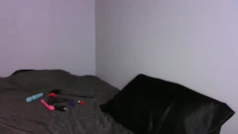 Naomi  online show from April 2026 05:03:02 AM