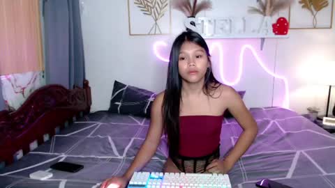 Snapshot of princessrynn chatting on April 2026 11:35:01 AM princessrynn online show from April 2026 11:35:01 AM