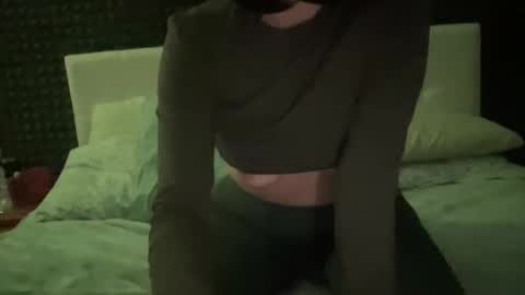 Snapshot of princesss99495055 chatting on February 2025 10:14:02 PM PureLust Couple online show from February 2025 10:14:02 PM