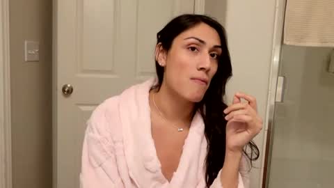 Snapshot of prinxessally chatting on February 2025 04:18:02 AM Prinxessally online show from February 2025 04:18:02 AM