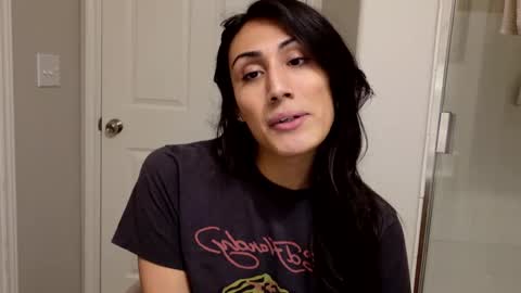 Snapshot of prinxessally chatting on February 2025 05:43:02 AM Prinxessally online show from February 2025 05:43:02 AM