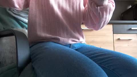 Snapshot of private_space chatting on May 2026 06:42:01 AM Space online show from May 2026 06:42:01 AM