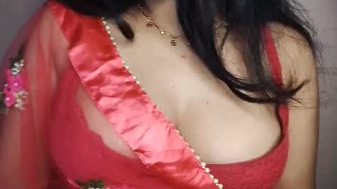 priyu_ online show from December 2025 04:58:02 PM