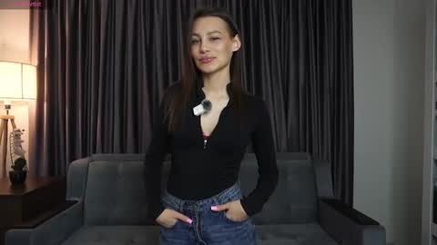 Sofi online show from November 2025 08:05:01 AM