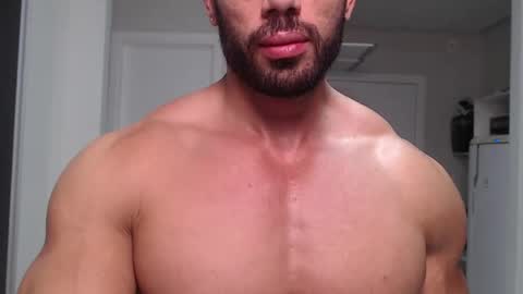 Snapshot of promuscles4u chatting on December 2024 12:48:02 AM promuscles4u online show from December 2024 12:48:02 AM