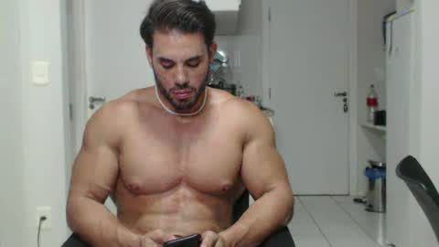 Snapshot of promuscles4u chatting on January 2025 12:57:02 AM promuscles4u online show from January 2025 12:57:02 AM