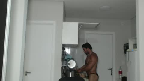 Snapshot of promuscles4u chatting on January 2025 04:19:02 AM promuscles4u online show from January 2025 04:19:02 AM