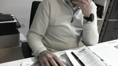 mature hairy guy online show from January 2025 05:20:01 PM