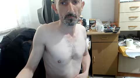 Mariusz online show from March 2026 07:12:02 AM