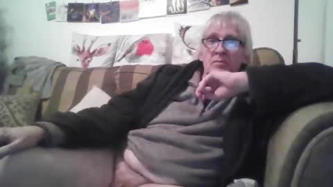 Snapshot of proudwelshman chatting on January 2025 11:01:02 PM proudwelshman online show from January 2025 11:01:02 PM