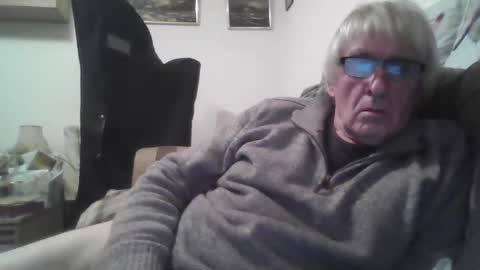 Snapshot of proudwelshman chatting on January 2025 11:19:02 PM proudwelshman online show from January 2025 11:19:02 PM