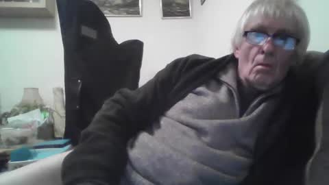 Snapshot of proudwelshman chatting on January 2025 10:51:01 PM proudwelshman online show from January 2025 10:51:01 PM