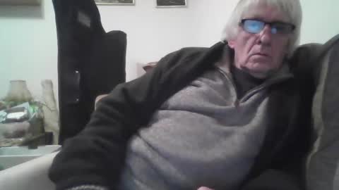 Snapshot of proudwelshman chatting on January 2025 10:12:01 PM proudwelshman online show from January 2025 10:12:01 PM