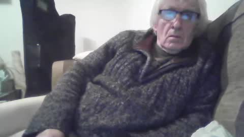 Snapshot of proudwelshman chatting on January 2025 10:28:02 PM proudwelshman online show from January 2025 10:28:02 PM