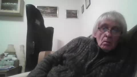 Snapshot of proudwelshman chatting on February 2025 11:44:01 PM proudwelshman online show from February 2025 11:44:01 PM