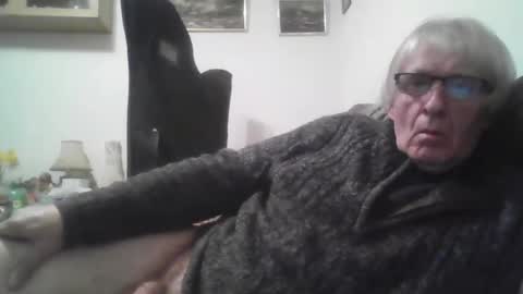 Snapshot of proudwelshman chatting on February 2025 10:48:01 PM proudwelshman online show from February 2025 10:48:01 PM