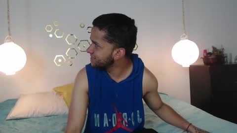 Adris  Juan online show from September 2025 11:26:02 PM