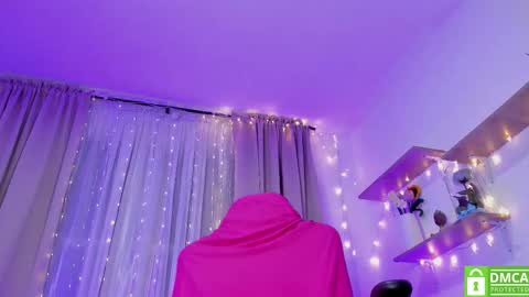    INDEPENDENT MODEL online show from February 2026 04:29:02 AM