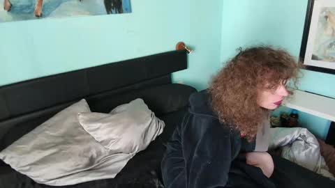 prxscillia_tx online show from March 2026 02:40:02 PM