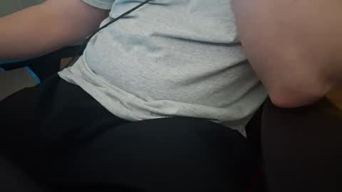 pryli27 online show from April 2026 11:30:02 PM