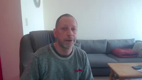 Snapshot of ptitmec chatting on April 2026 10:14:02 AM topher online show from April 2026 10:14:02 AM