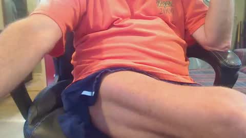 pulltoy1 online show from November 2025 07:25:01 PM