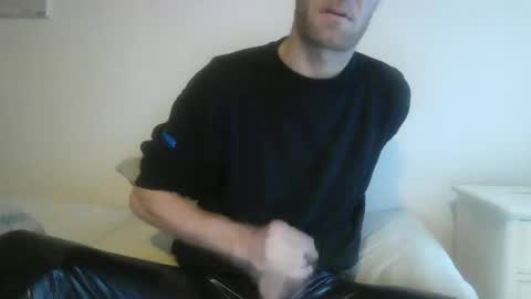 Snapshot of pumpindk chatting on December 2024 10:43:01 AM Pumpin online show from December 2024 10:43:01 AM