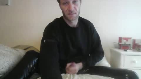 Snapshot of pumpindk chatting on December 2024 09:44:01 AM Pumpin online show from December 2024 09:44:01 AM