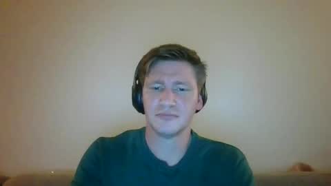 punkindrublic25 online show from May 2026 10:16:01 PM