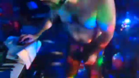 Snapshot of punkrunr083 chatting on September 2025 08:49:01 AM punkrunr083 online show from September 2025 08:49:01 AM