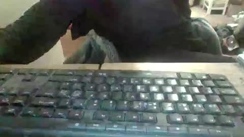 pup_y online show from December 2025 07:45:02 AM