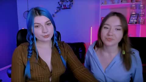 Snapshot of pure_radiance chatting on May 2026 07:07:01 PM Ask me3 online show from May 2026 07:07:01 PM