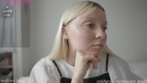 i dont do shows for free. watching here silently and waiting for me to start showing you something for free is useless online show from March 2025 01:31:02 PM