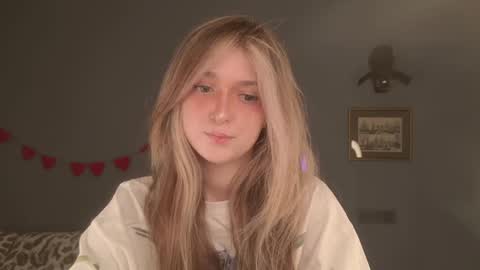 Bella online show from April 2026 05:38:02 AM