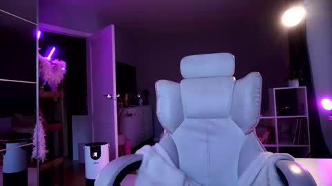 Sasha  wait you here 6 of November. will celebrate my B- day online show from March 2026 01:52:01 PM